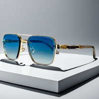Antonio | Squared Frame Summer Sunglasses
