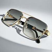 Antonio | Squared Frame Summer Sunglasses