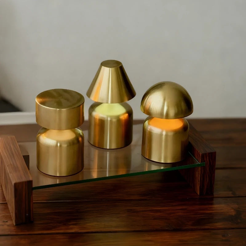 Auralis™ Table Lamp