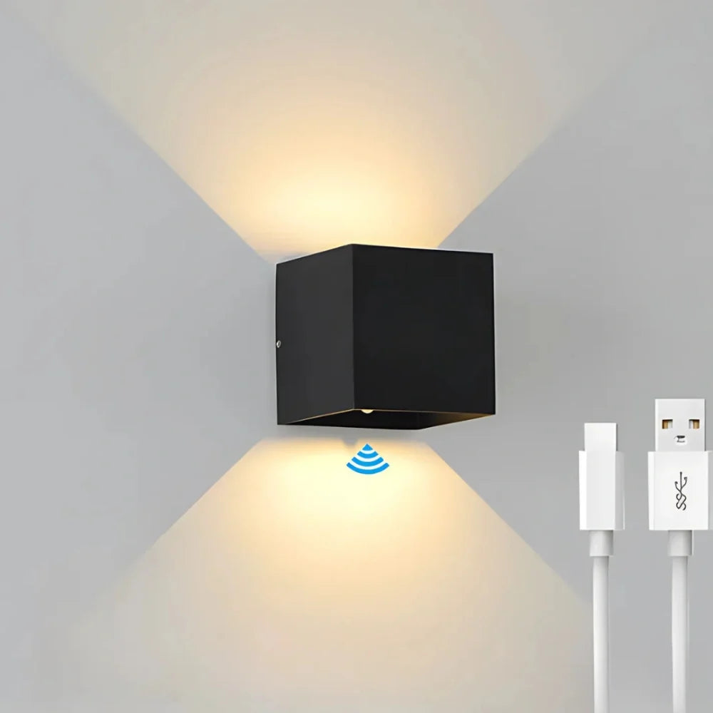 Adjustable Wall Light