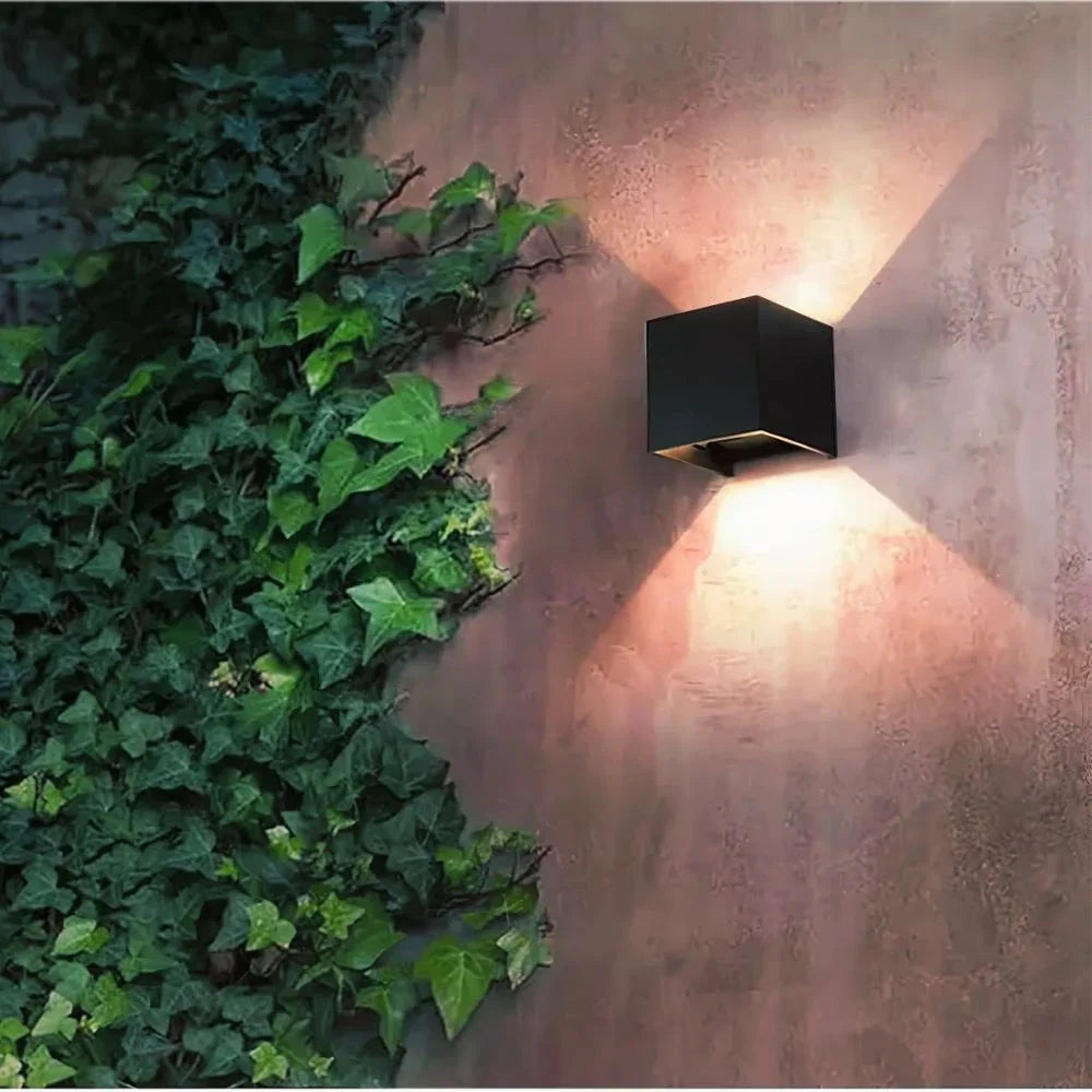 Adjustable Wall Light