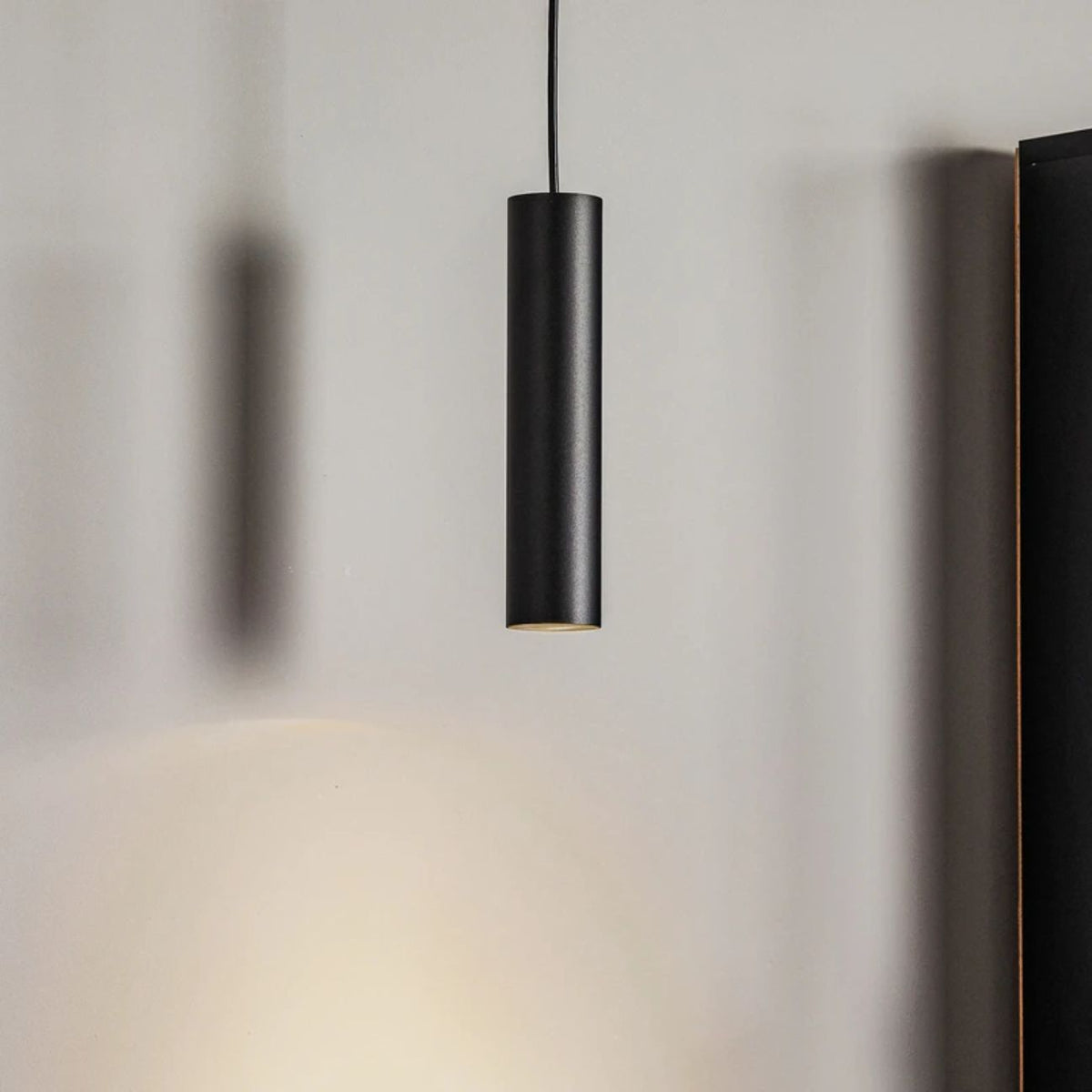 Suspension tube noire longue