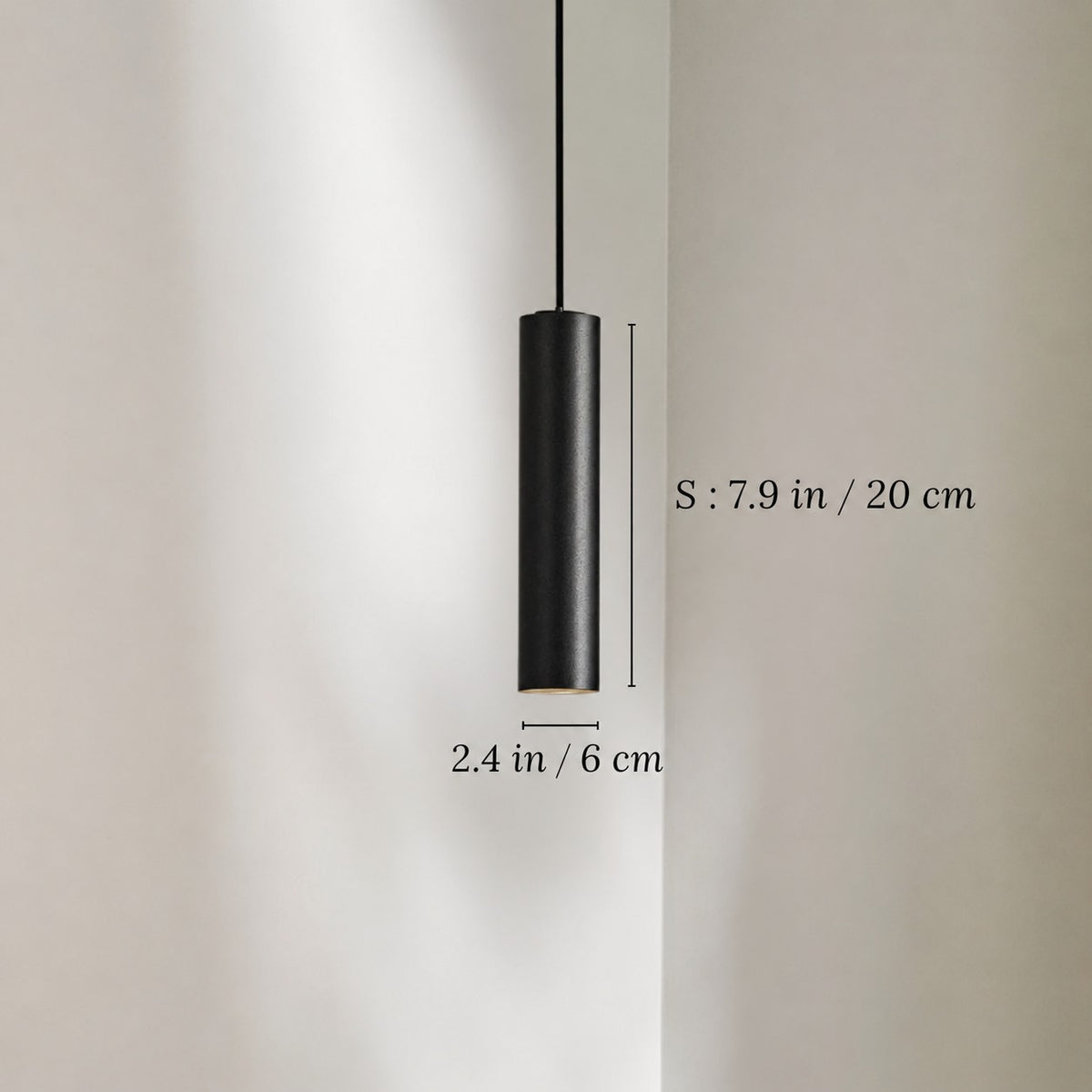 Suspension tube noire longue