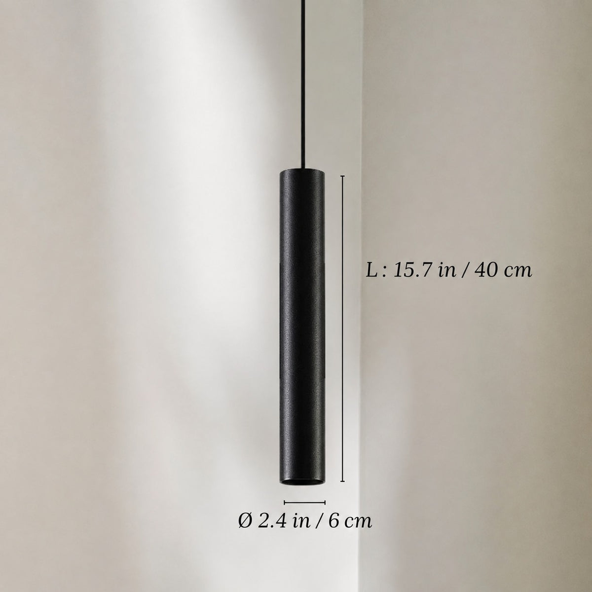 Suspension tube noire longue
