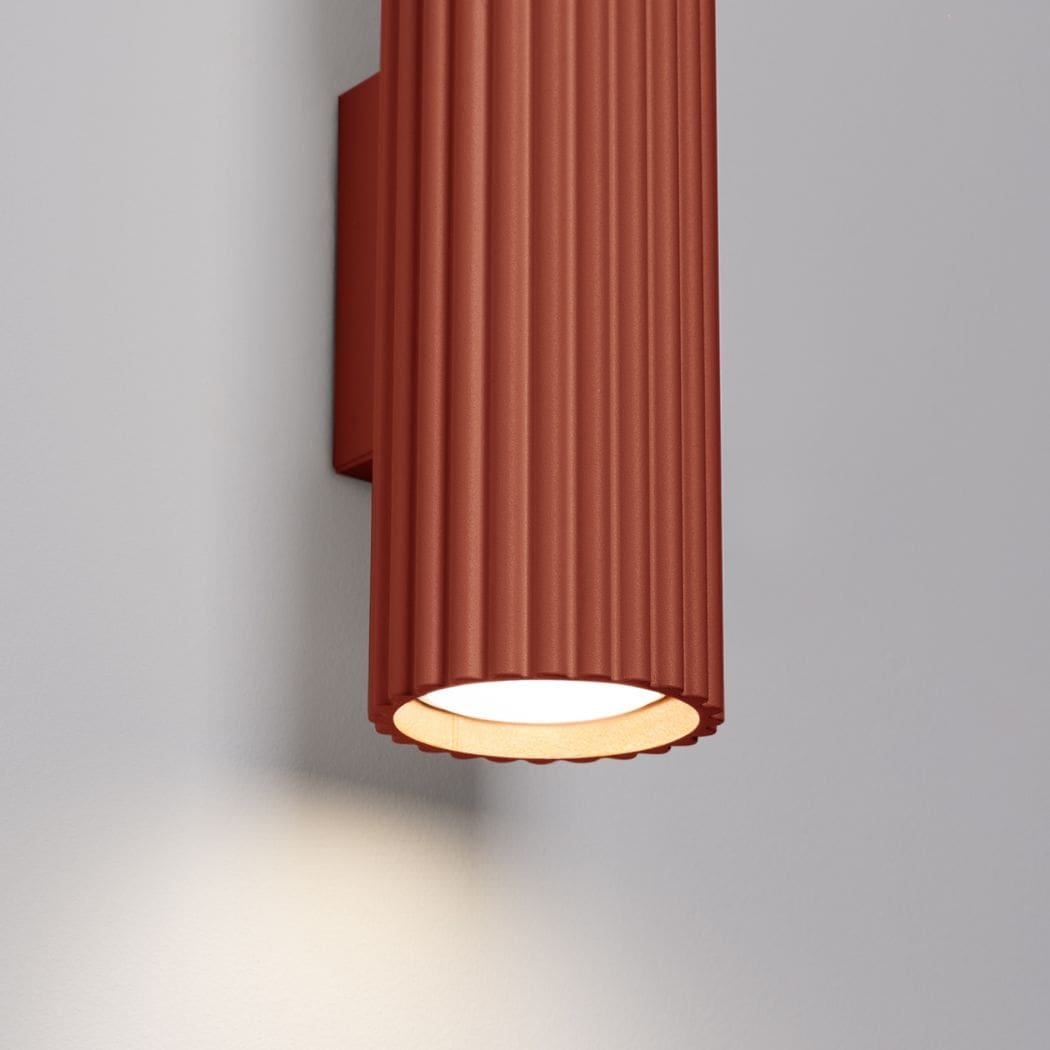 Applique murale métal nervuré coloris tendance