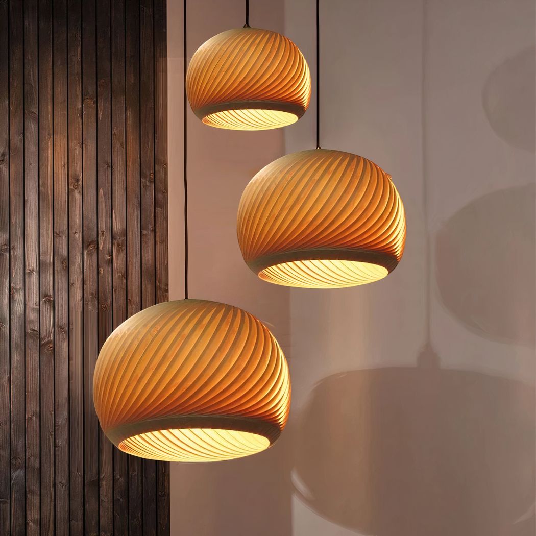 Suspension Japandi en bois nervuré design organique