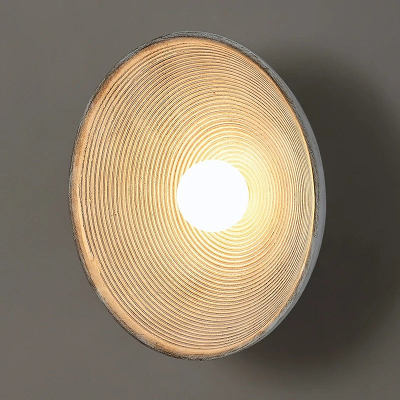 Applique ronde beige : effet plâtre texturé wabi sabi