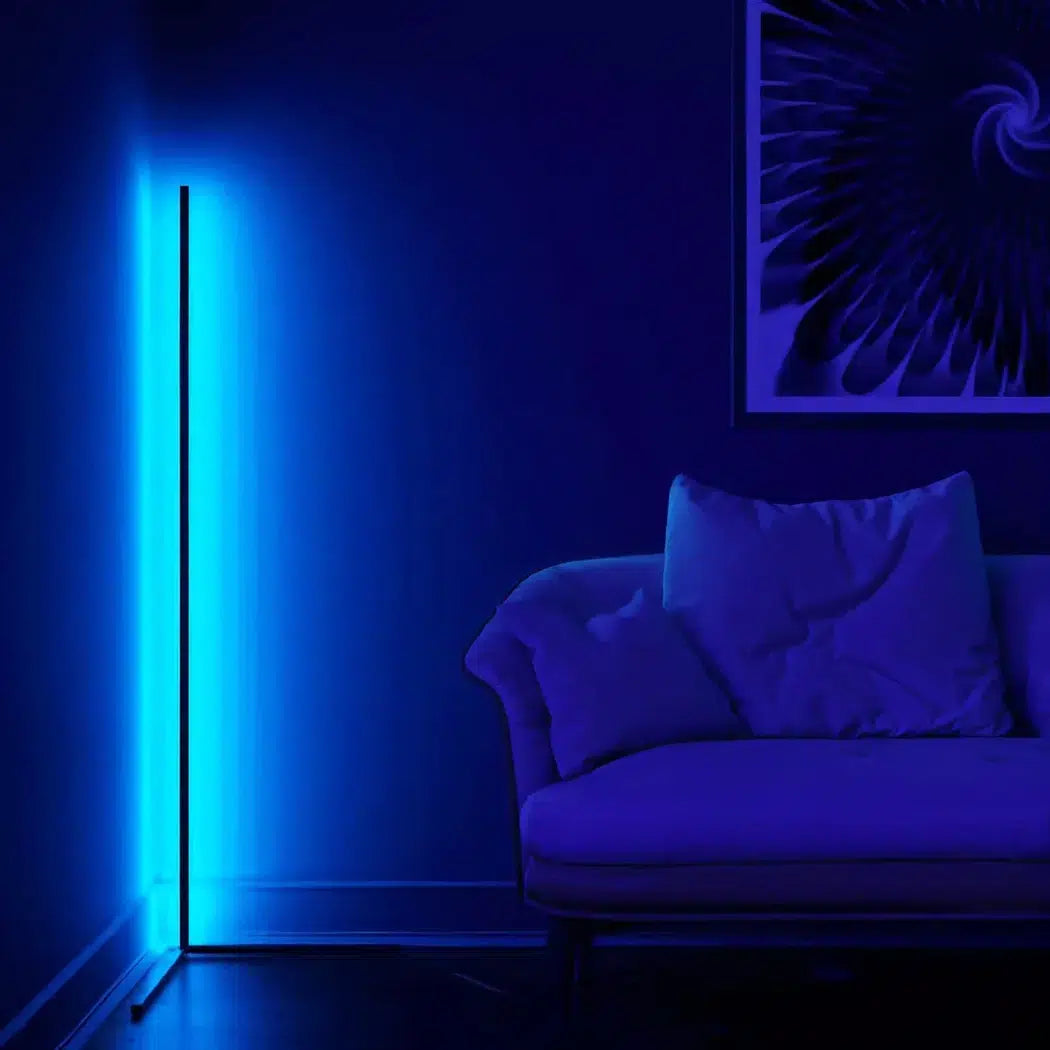 Lampadaire d’angle LED intelligent connecté