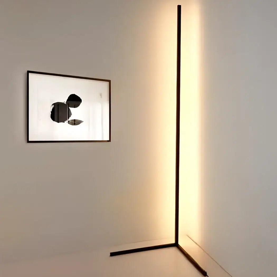 Lampadaire d’angle LED intelligent connecté
