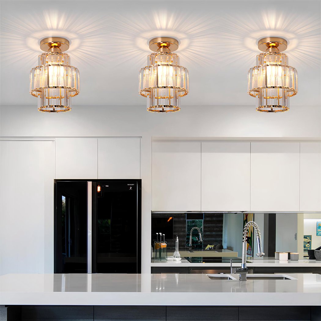 Lustre plafonnier noir ou doré avec un effet cristal