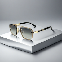 Antonio | Squared Frame Summer Sunglasses