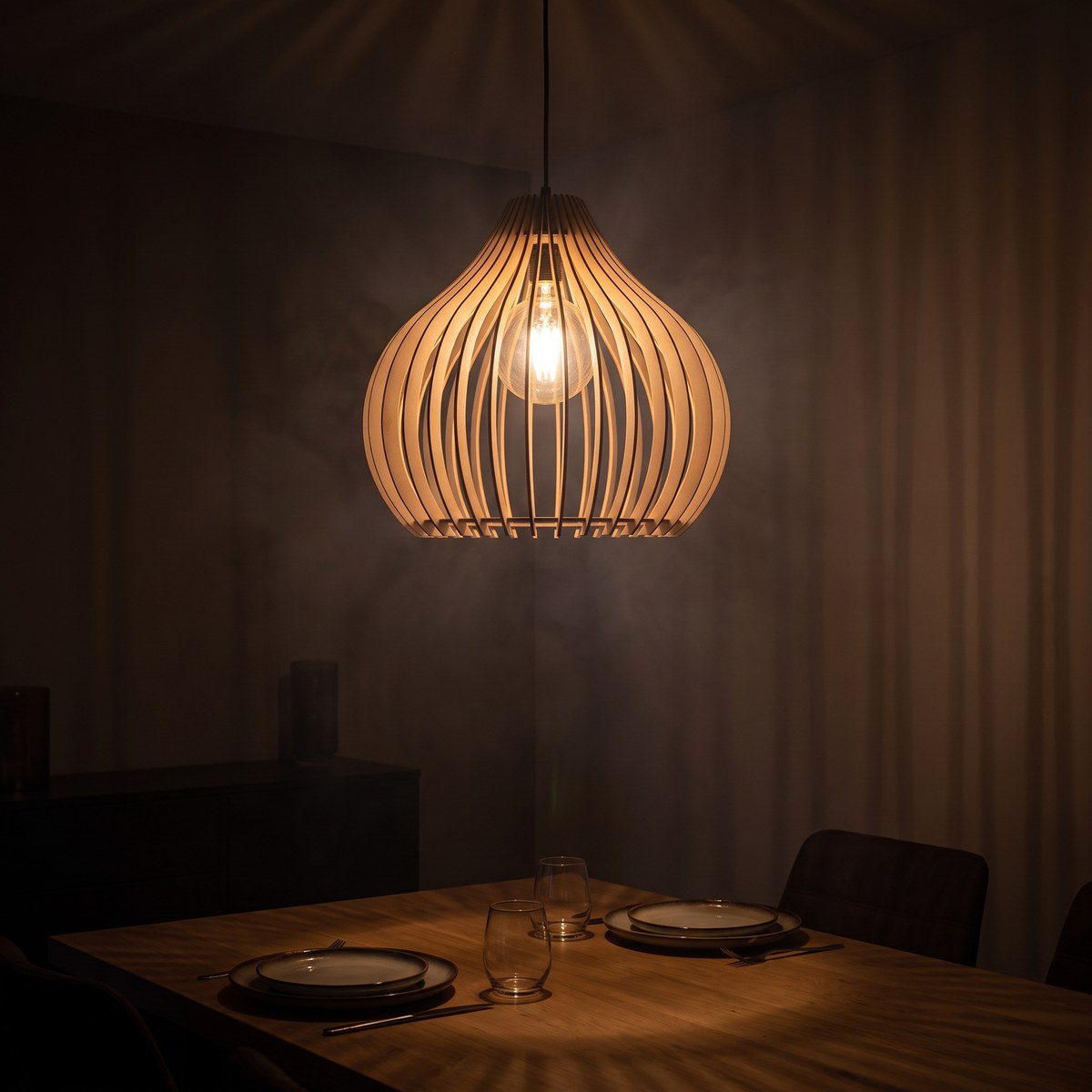 Suspension goutte en lamelles de bois de 40 cm