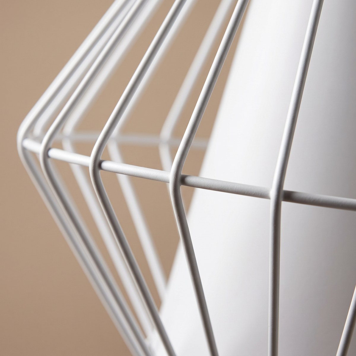Suspension industrielle cage diamant acier, diffuseur 28 cm