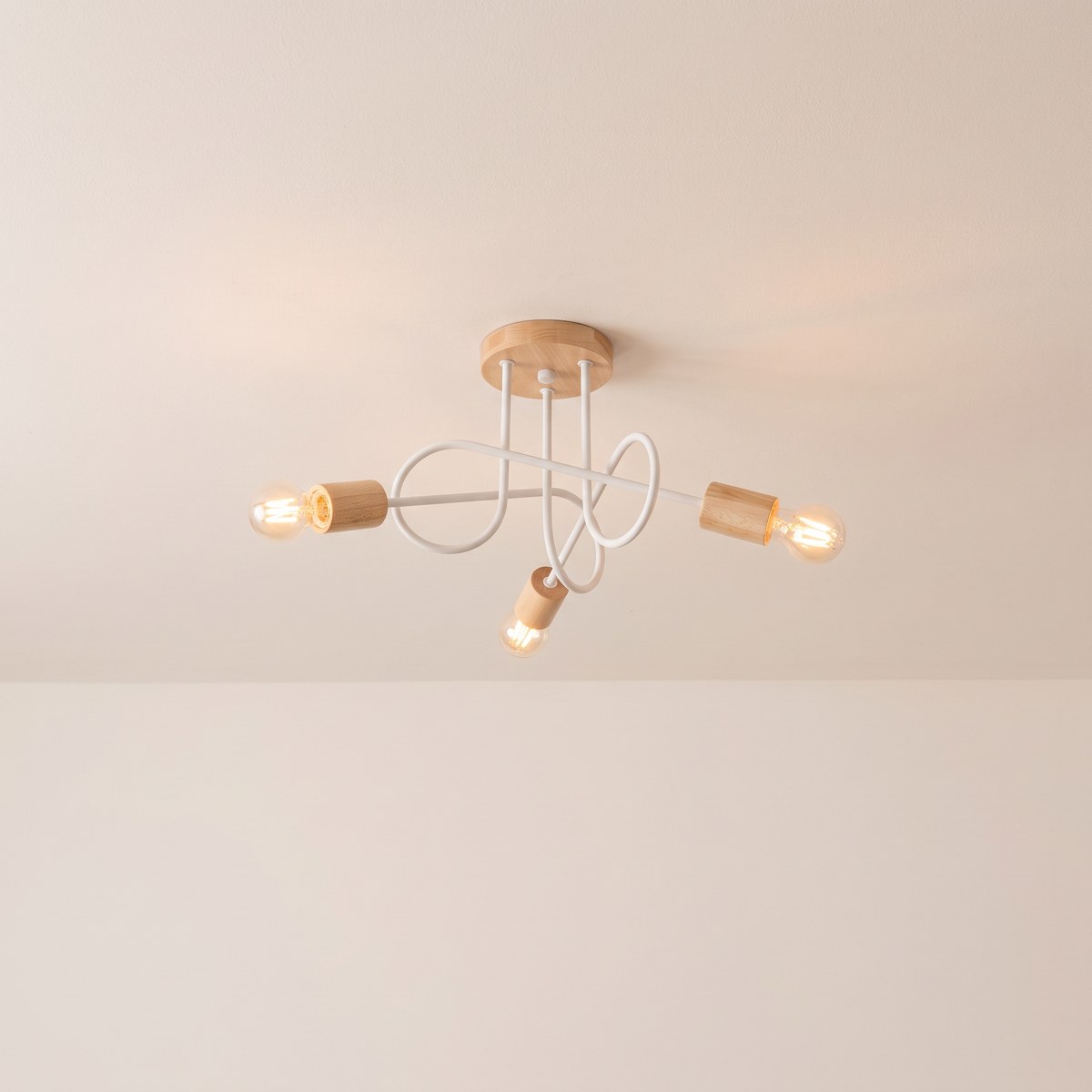 Lustre plafonnier scandinave bois et métal blanc, 3 ou 5 bras