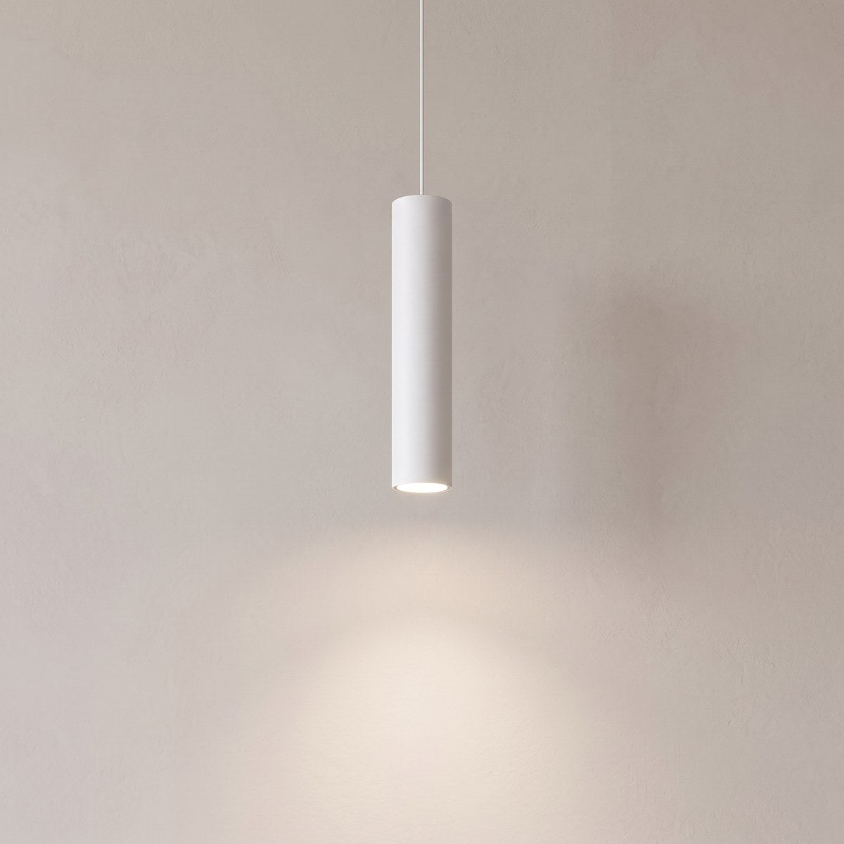 Suspension tube en métal de 30 cm, 2 coloris