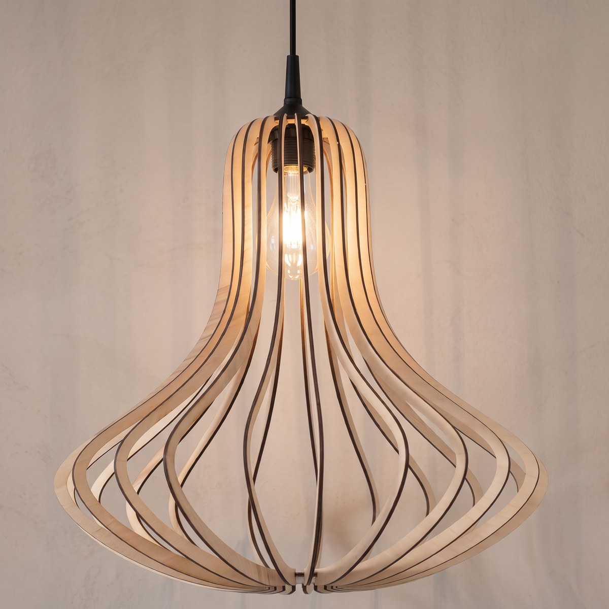 Suspension cloche en lamelles de bois de 41 cm