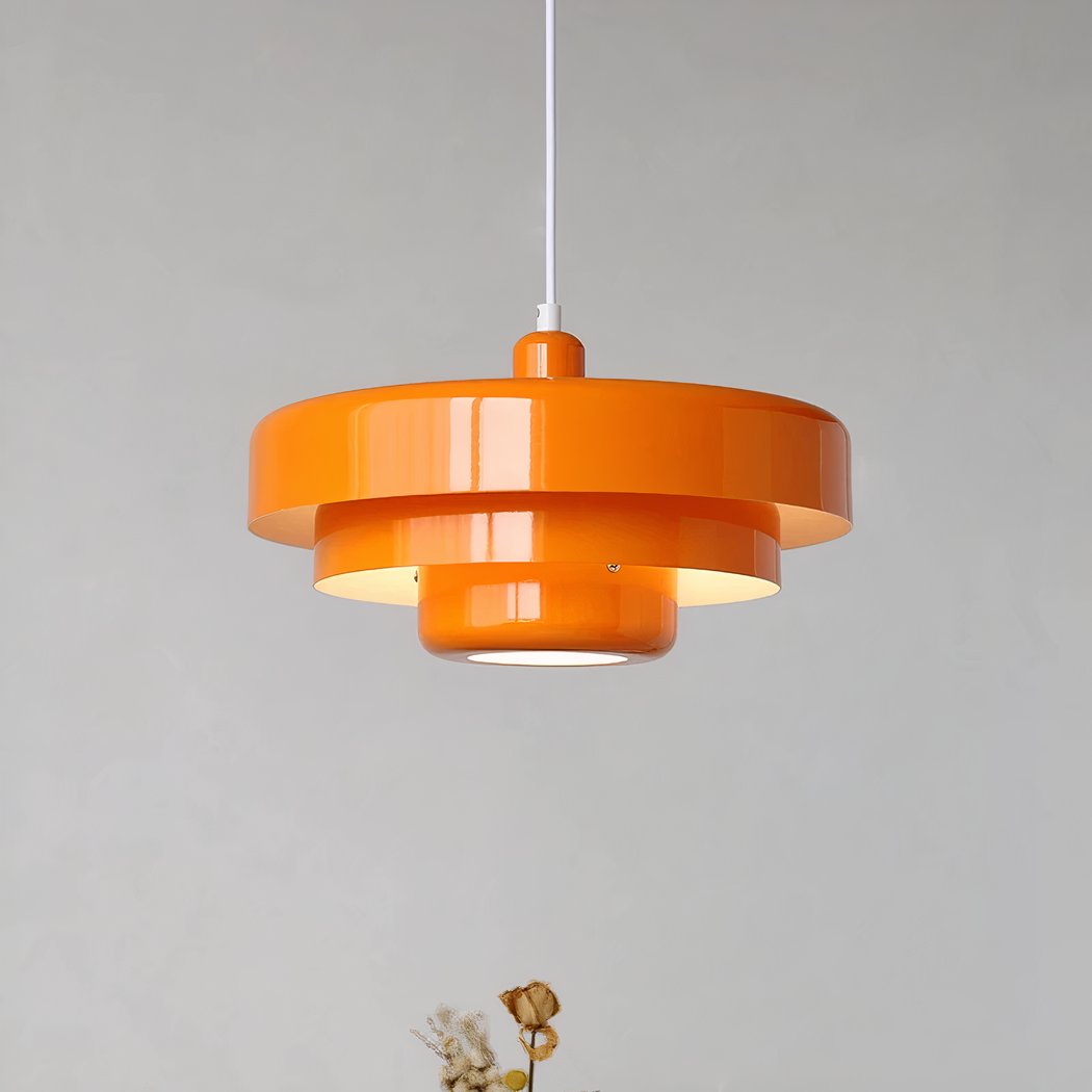 Suspension en aluminium dans le style scandinave