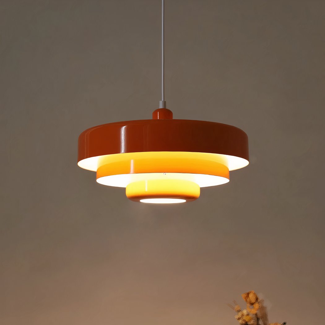 Suspension en aluminium dans le style scandinave